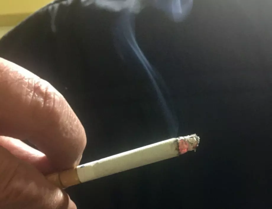 Ето как да елиминирате ужасната миризма от цигари