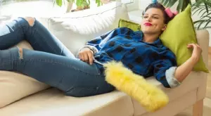 Зодиите, които не обичат да чистят дома си