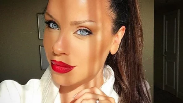 Теди Бургазлиева показа близнаците си (снимка)