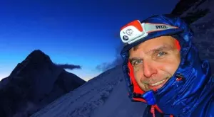 За пета поредна година масово изкачване на Копитото в памет на Боян Петров 