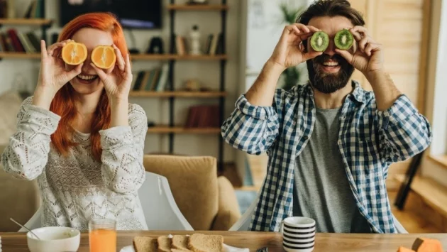 Любимите ни храни, които ядем грешно цял живот