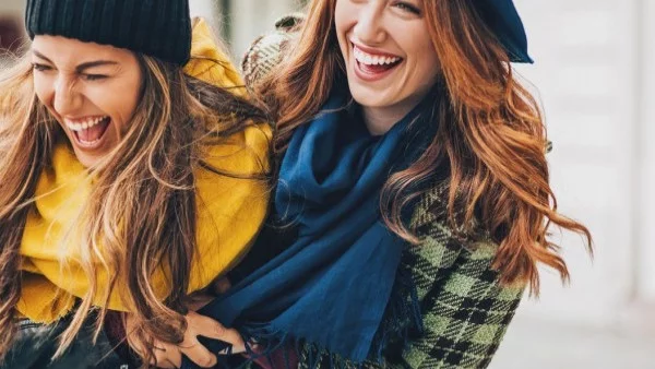 Тези 4 зодии са най-верните приятелки