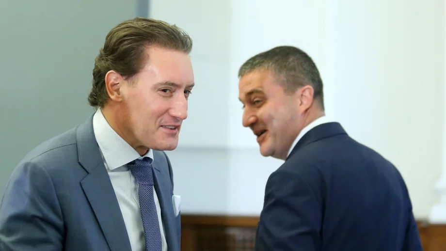 Домусчиев: Силната разследваща журналистика винаги ще бъде в Нова