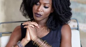  Тайе Селаси - афрополит с писателски талант