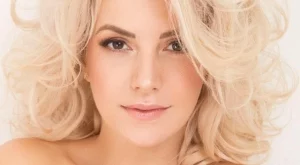 Поли Генова е бременна