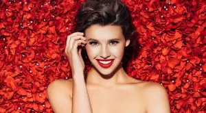 Изглеждаш най-добре, когато носиш усмивката си. Най-пленителната красота е вътрешната   