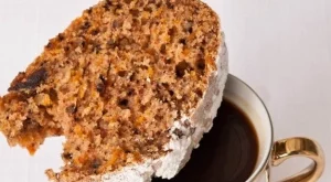 Постен кекс с тиква и сушени плодове