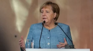 Меркел: ЕК вече не може да спре "Северен поток 2"