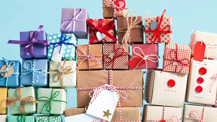 9 причини да купите рано коледните подаръци