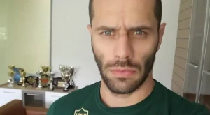 Обвиниха ММА боеца Деян Топалски в сводничество