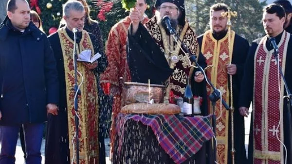 Враца посреща Никулден с благотворителна изложба-базар  