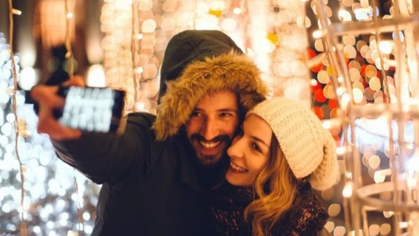 Две зодии ще се ВЛЮБЯТ в хороскопа за 20 декември