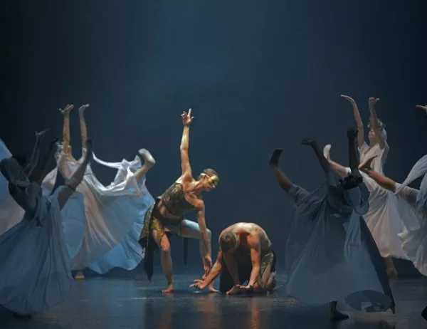 В навечерието на 2019 г. балет "Арабеск" представя два от най-успешните си спектакъла