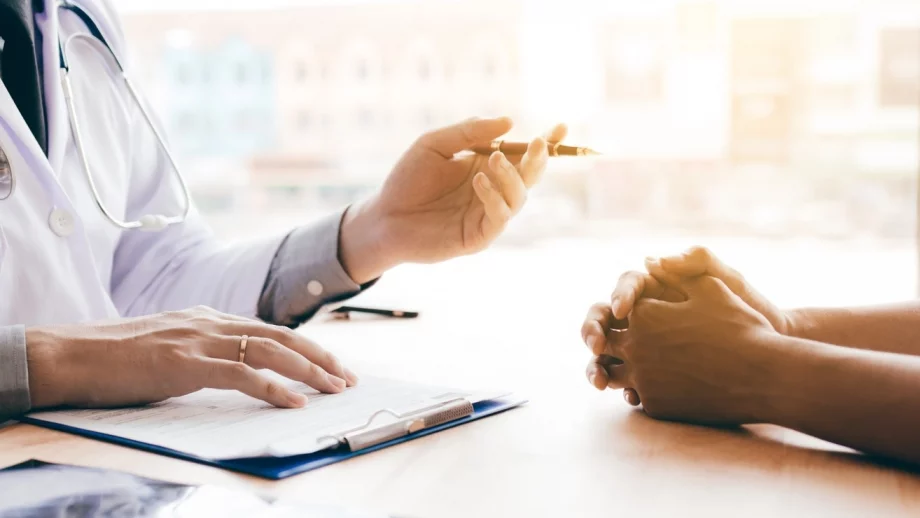 Личните лекари са против данъчните да имат достъп до медицински данни