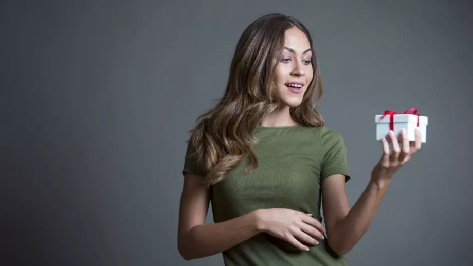 Защо онлайн букмейкърите раздават щедри бонуси?