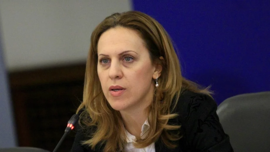 Николова: Ще се изготви визия за нова демографска политика