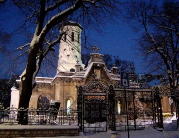 Храм "Св. Троица" близо четири века закриля русенци