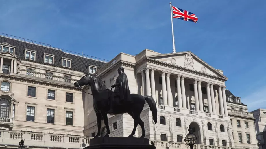 АЦБ повиши агресивно лихвите до 4% и предупреди за допълнително затягане