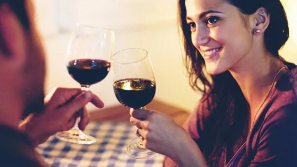 Мачмейкинг по света