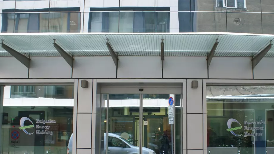 Финансовото министерство иска АДФИ да провери дали държавните дружества отчисляват дивидент