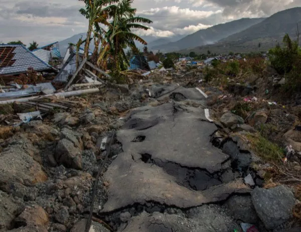 Опасност от ново цунами в Индонезия