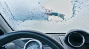 Как бързо да затоплим колата през зимата