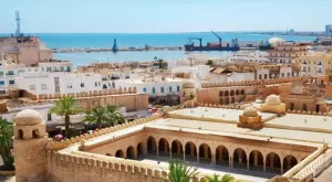 Западът се опасява от фалит на Тунис, а надеждите за помощ от МВФ намаляват 