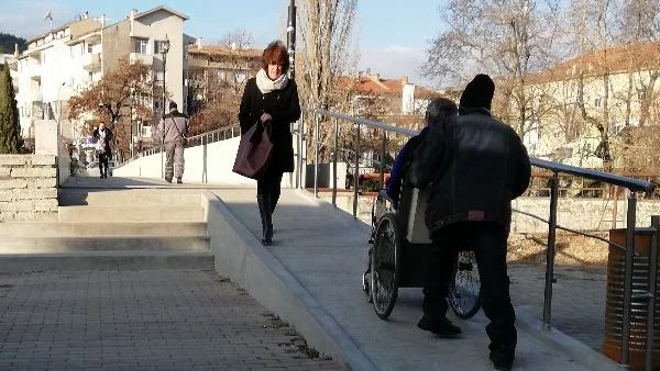 Хората с увреждания - забравили ли сме ги като общество?