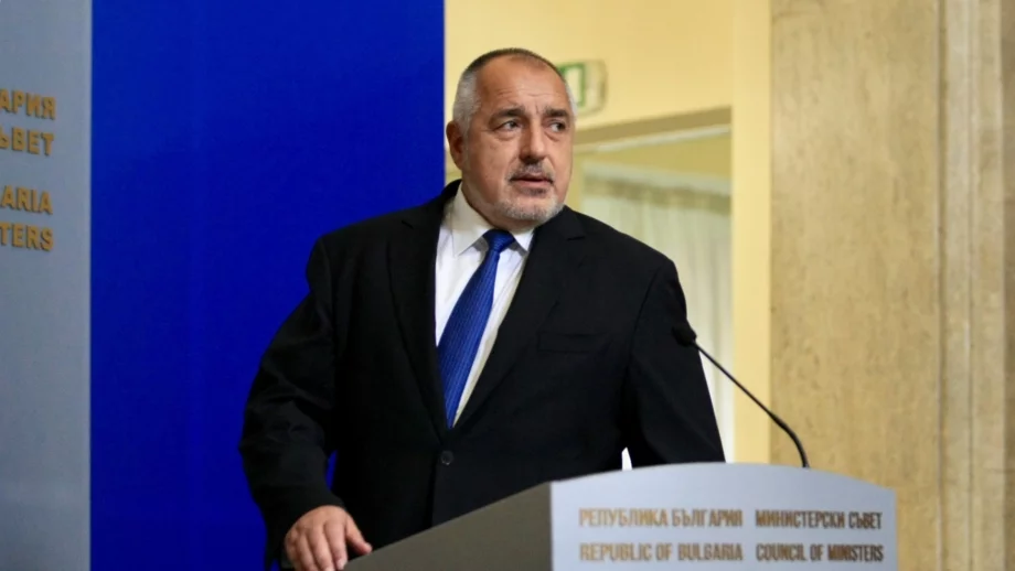 Борисов: Общините да решат кои пътища да извадим от винетната система