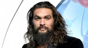 Джейсън Момоа със строг призив към феновете си (ВИДЕО)