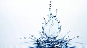 За да се излекувате, вземете светена вода и направете това