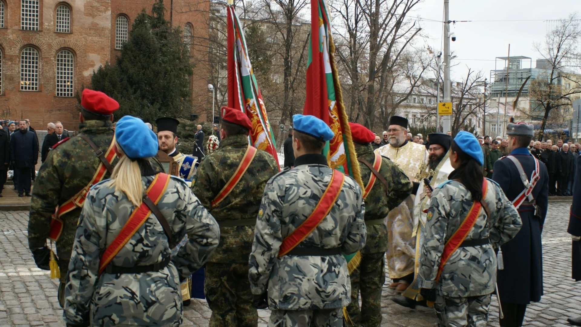 Четвърти в НАТО сме по дами в армията