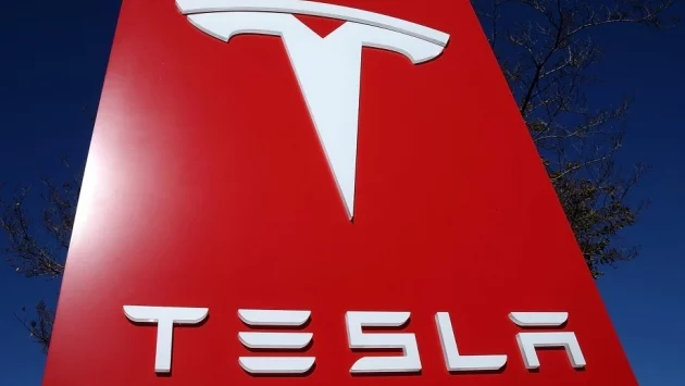 Tesla вече струва над 100 млрд. долара