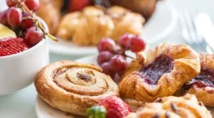  {{ otherArticle[0].article.title }} 