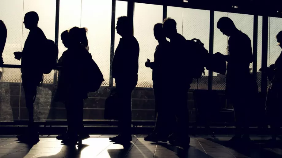 Коронавирусът затвори 22 мил. работни места в развитите страни