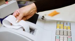 НАП проверява търговци и антракциони по морето след сигнали