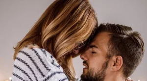 Обичай мъж, който говори тихо