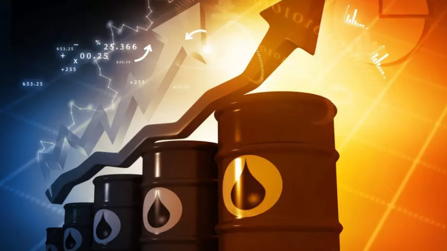 Рязък скок на петрола след предложеното от ЕС ембарго върху руския нефт