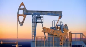 Петролът нараства заради намаления добив на ОПЕК