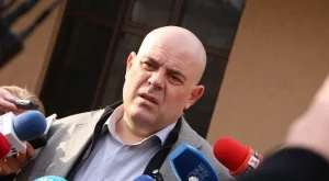 Гешев: Арабаджиеви вероятно още от септември са били в Барселона