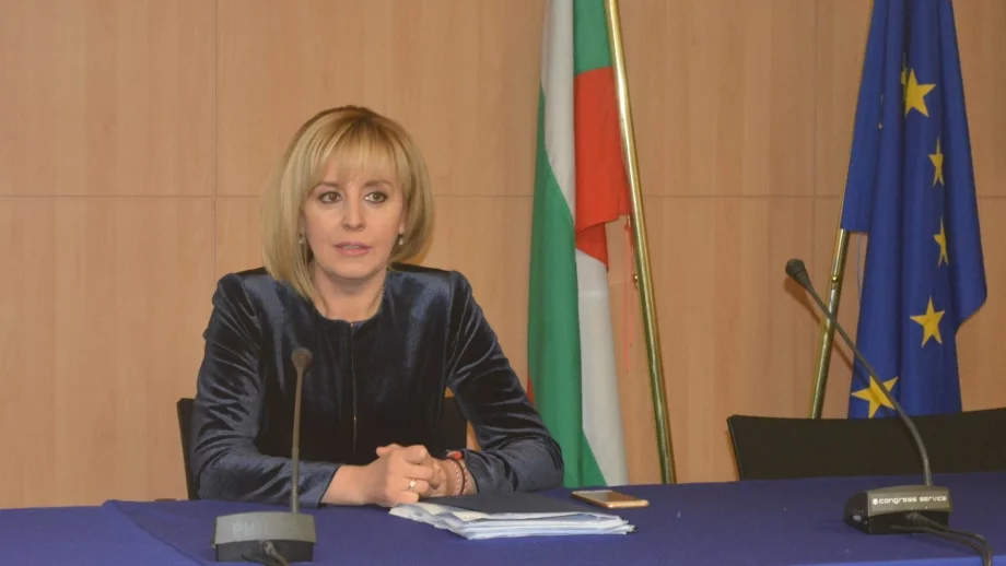 Манолова: Цената на парното никога не е била толкова висока