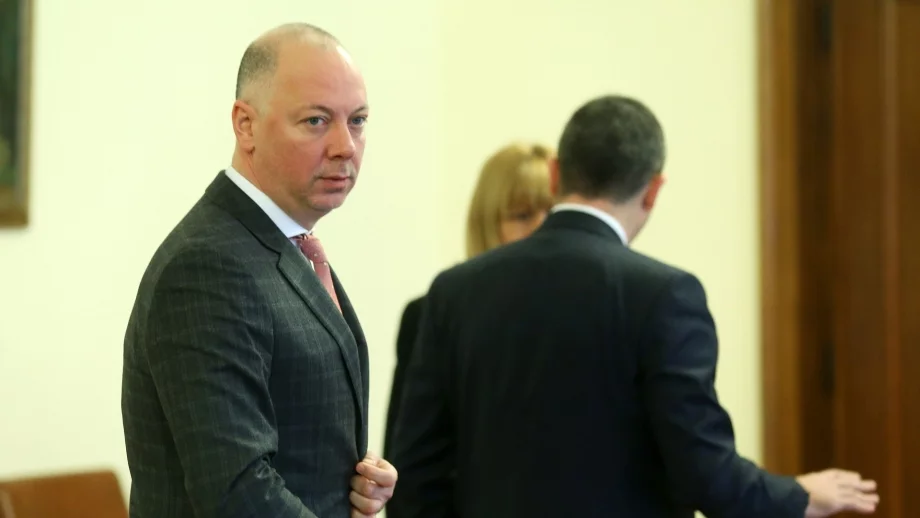 Желязков: Не сме загубили битката за пакет "Мобилност"