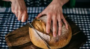 Супер трик за по-дълго съхранение на хляба