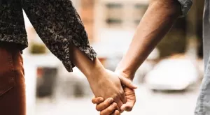 5 начина, по които първата любов ви променя завинаги