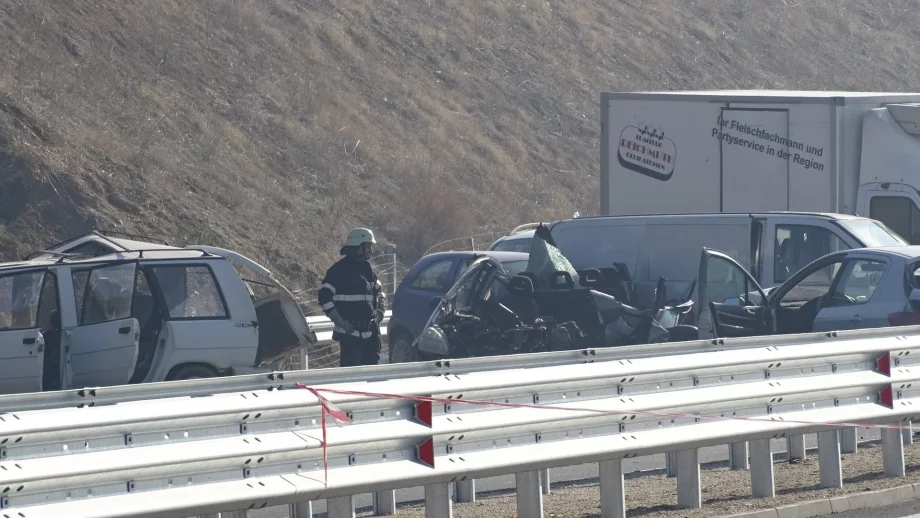 Шеф в АПИ: И при действаща информационна система няма как да се предвиди участък с мъгла