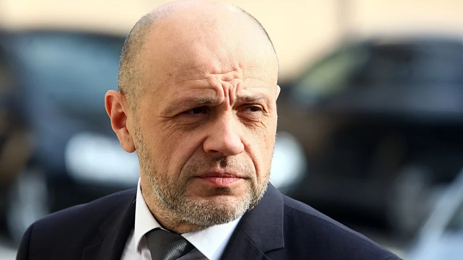 Дончев: Трябва да сме готови за опити за вмешателство в изборите