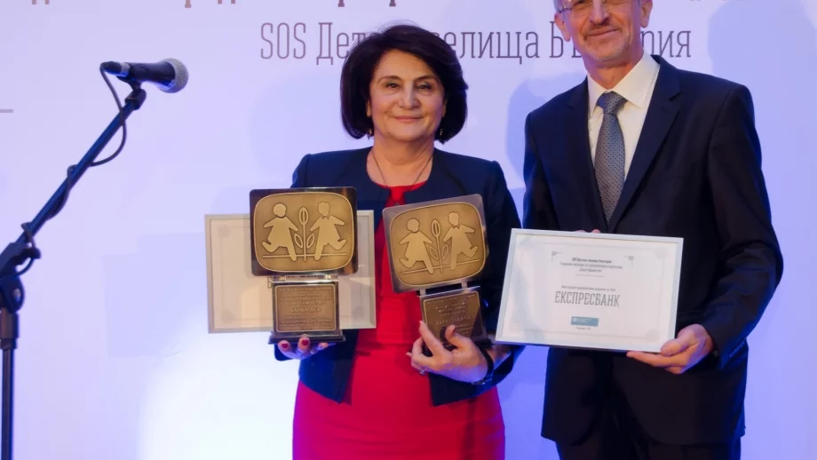 Банка ДСК и Експресбанк с награди за най-крупен корпоративен партньор на SOS Детски селища България