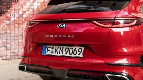 Kia ProCeed - как да бъдеш различен (тест-драйв)