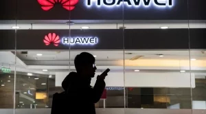 Google ограничава използването на Android и някои приложения от Huawei