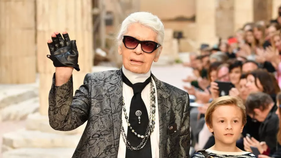 Вижте последния апартамент на Карл Лагерфелд, продаден за 10 милиона евро (СНИМКИ)